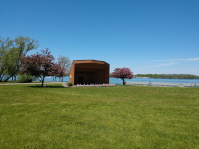 Waterfront parks in Erie and Niagara County.